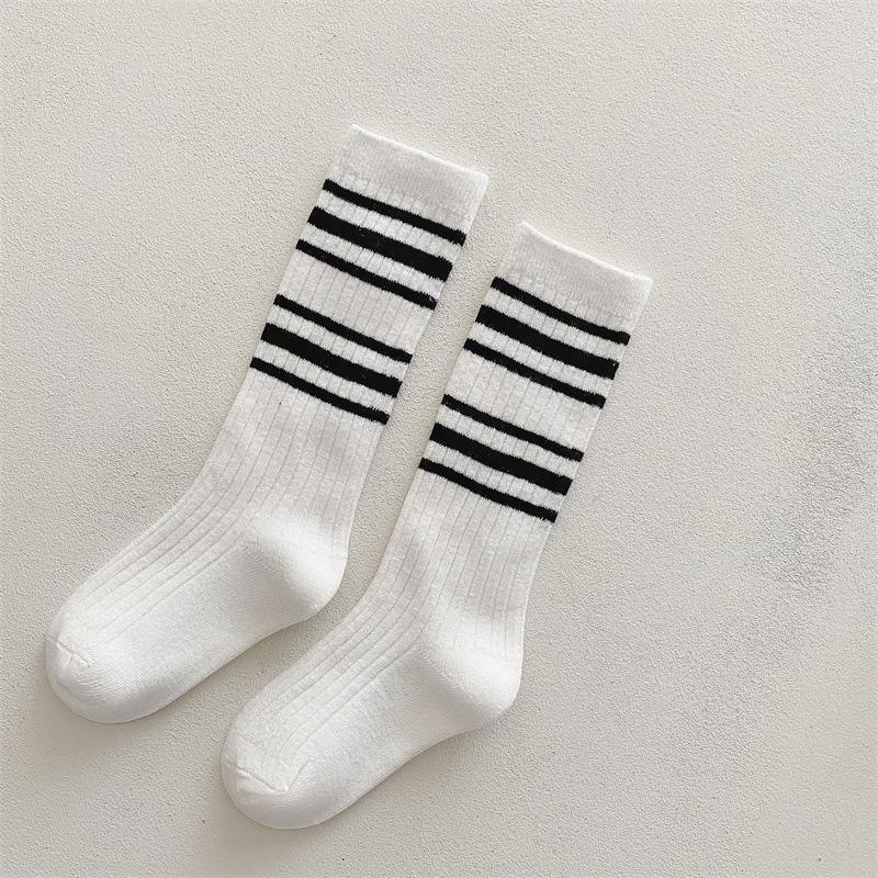 Letter Stripe Kids Girl Knee HighSocks Fashion Balck White Children Stockings Soft Cotton Knee Protection Long Sock Sokken Sox