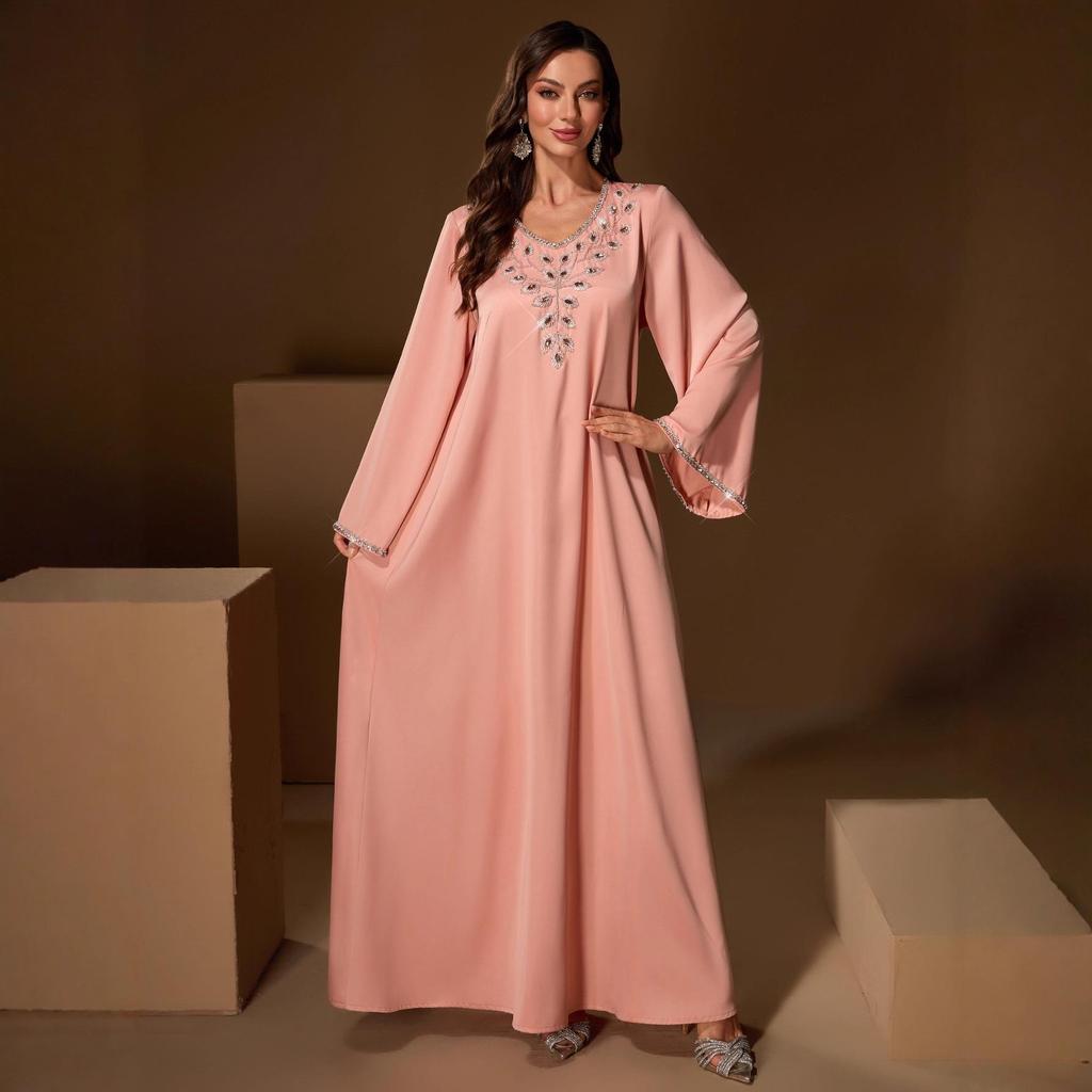 Middle Eastern Women's Fashion: Handmade Rhinestone V-Neck Loose Long Robe Dress