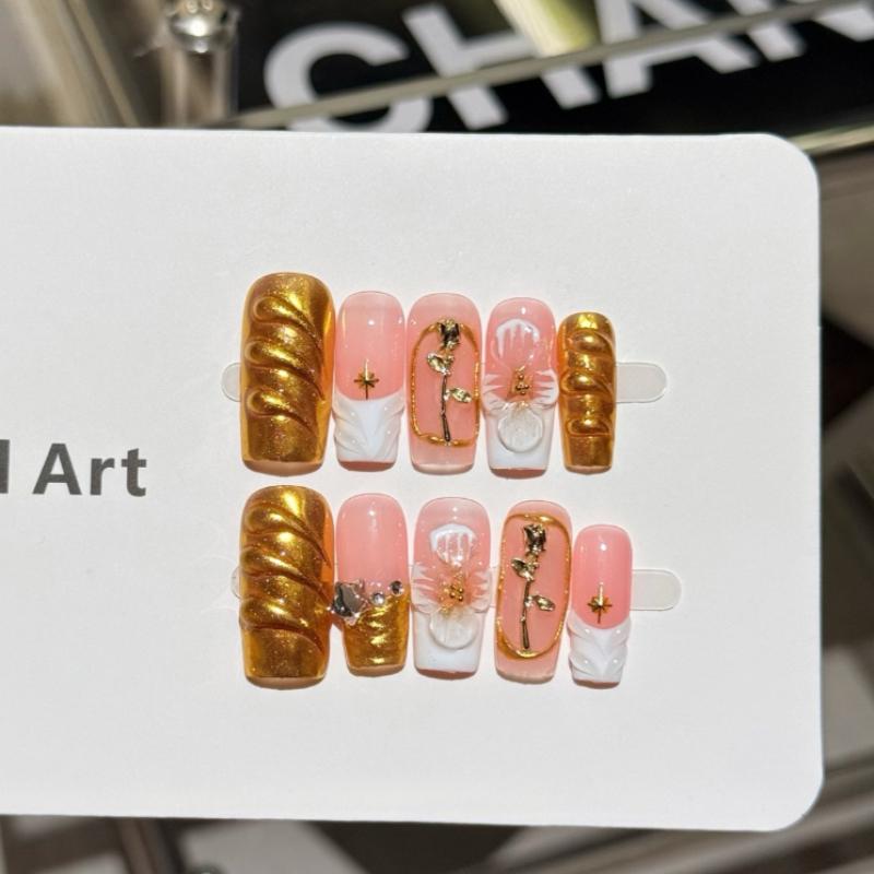 10Pcs Gold 3D Press on Nails - Rose & Star Detail Square Fake Nails XS