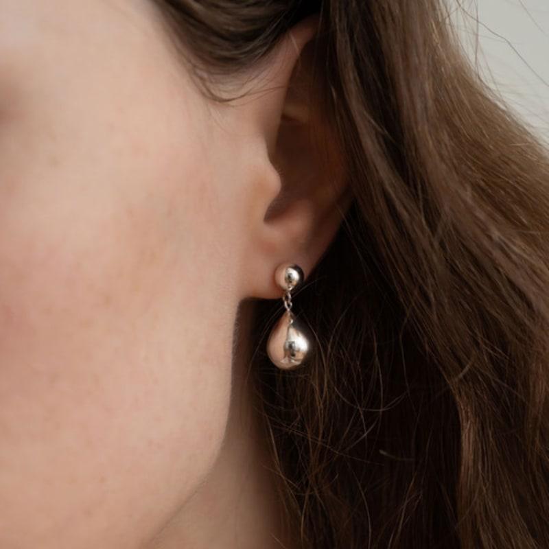 Dawn of Me Forte Rosee Örhänge