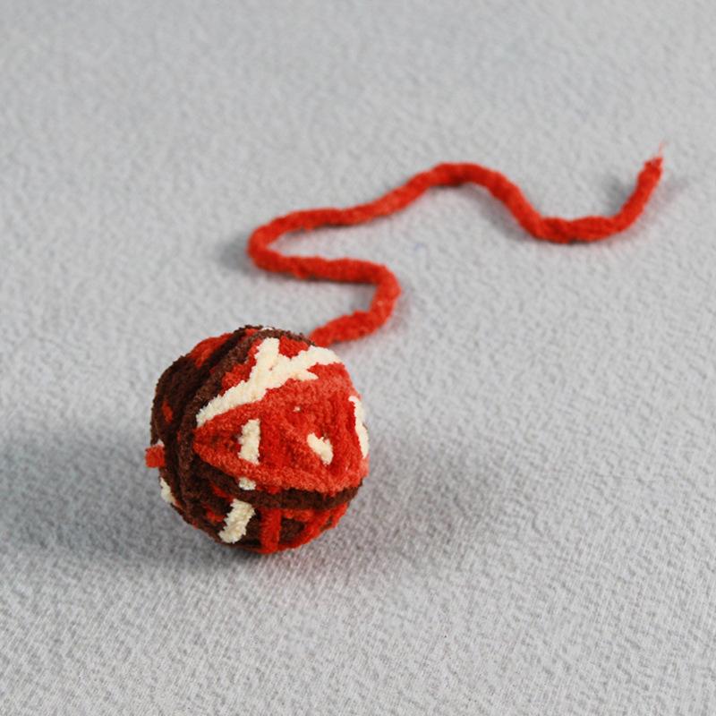 Interactive Cat Toys Cat Chewing Toy Pet Products Kitten Teeth Grinding Toy Colorful Woolen Yarn Balls Bite Resistant Cat Toys