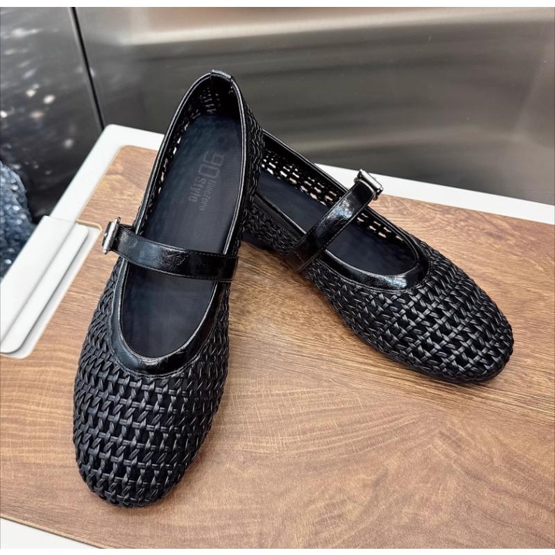 Women's Summer Weaving Casual Flats Shoes Comfortable Round Toe Cut-out Mary Jane with Straight Buckles Fishnet Sandals