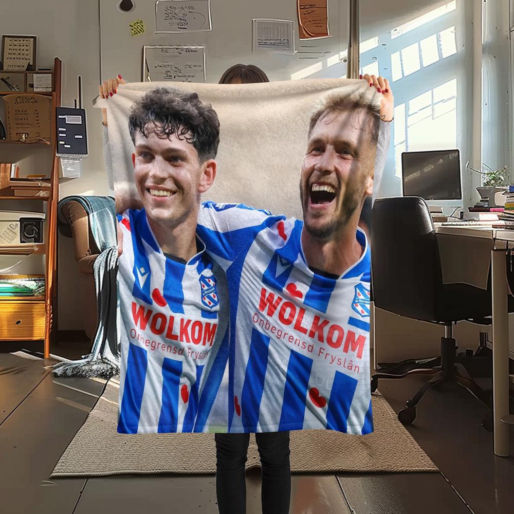 SC Heerenveen Pattern Flannel Blanket, High Quality Comfortable for All Seasons, Home Decor, Warmth and Comfort, Perfect for Gifts.