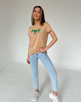 T-Shirt mit ISSA Plus-Patch
