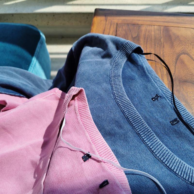 

Скидка 20% на 1 штуку, скидка 50% на 2 штуки, Экспорт США Отрезать бирку Выстиранный хлопок Деним Синий Розовый Пуловер Длинный рукав Круглый вырез Вязаный C product TOM washing Knitwear-Blue L