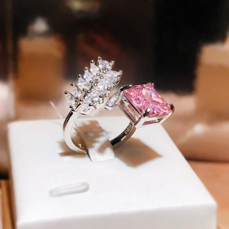 Silver New Fashion Raydean Ice Cut Ring Creative Feather Pink Diamond Opening Ring Party Birthday Jewelry Gift