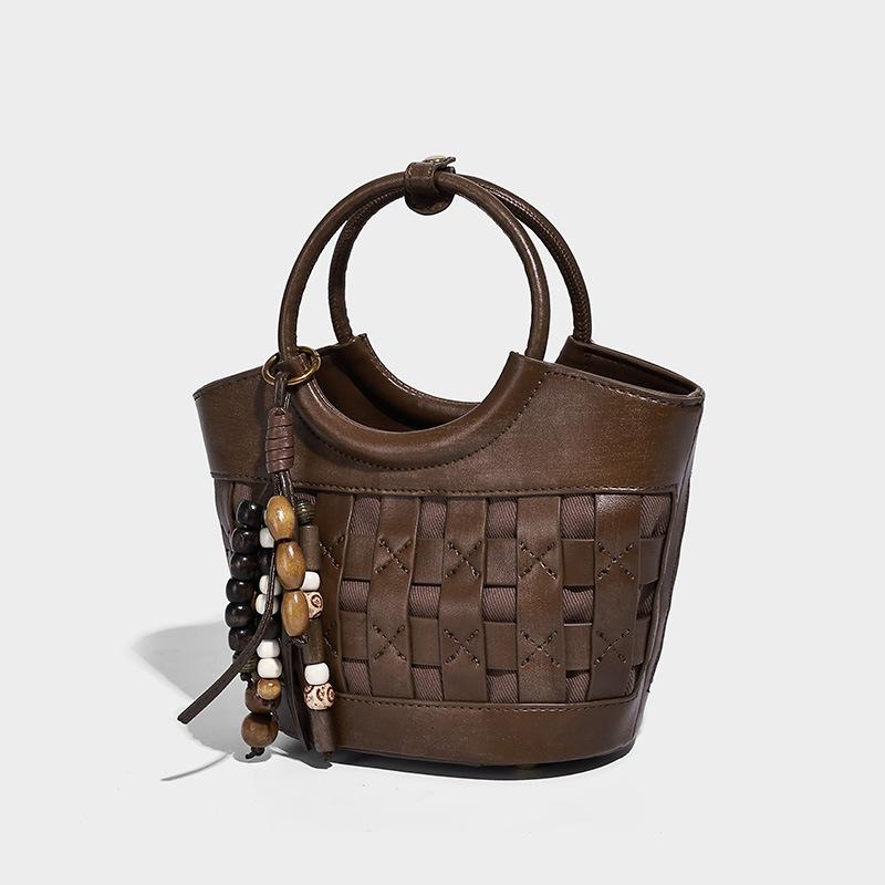 Vintage Woven Niche Design Bucket Bag 2025 Autumn New Style Basket Bag Elegant Versatile Handbag Shoulder Bag