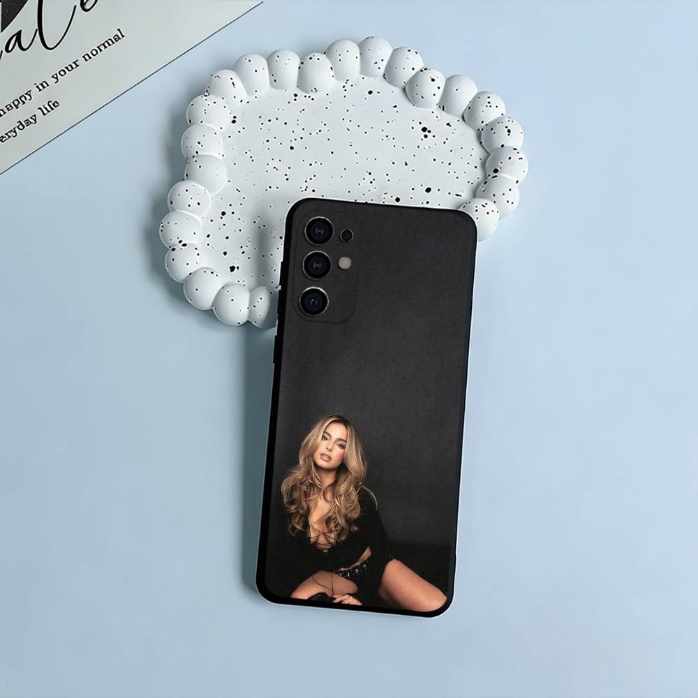 Addison- Rae Phone Case For Samsung S25,S24,S21,S22,S23,S30,Ultra,S20,Plus,Fe,Lite,Black Soft Silicone
