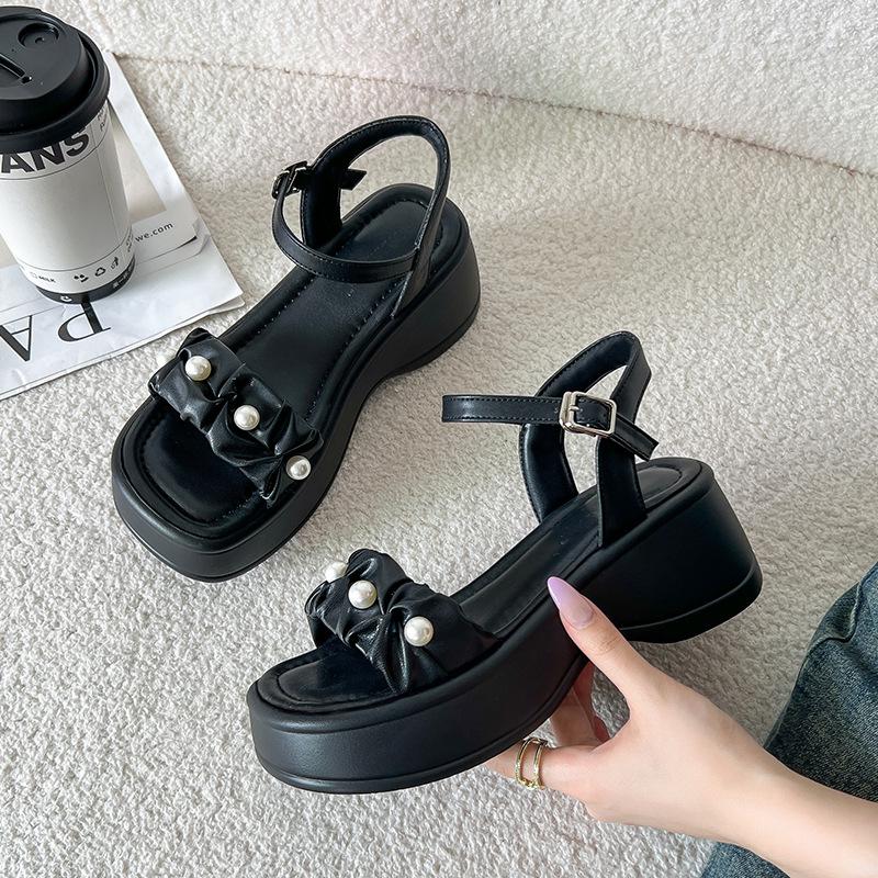 

New retro one-word with pearl women s sandals, summer wear thick-soled high-heeled cool slippers women 33