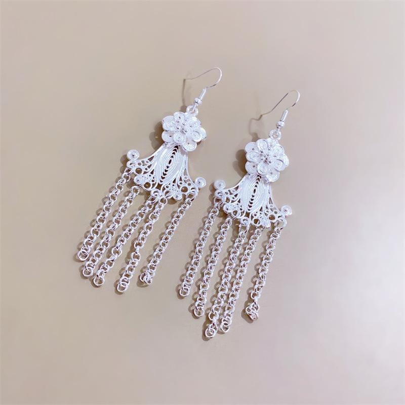 Ethnic style earrings Alloy silver-plated Miao ethnic minority Dong Yi earrings Earrings