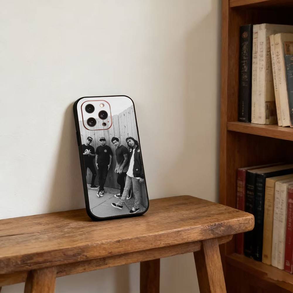 P-Pierce The Veil Band Phone Case For iPhone17,16,15,14,13,12,11 Plus,Pro Magnetic with Magsafe Wireless Charging