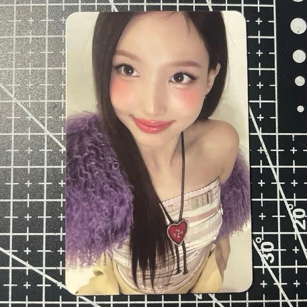 [USED] TWICE Nayeon TEN 10th Anniversary Album Kpopnara US Exclusive Trading Card