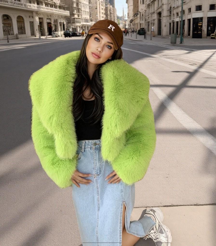 Women's Faux Fur Winter Lapel Coat - Socialite Style