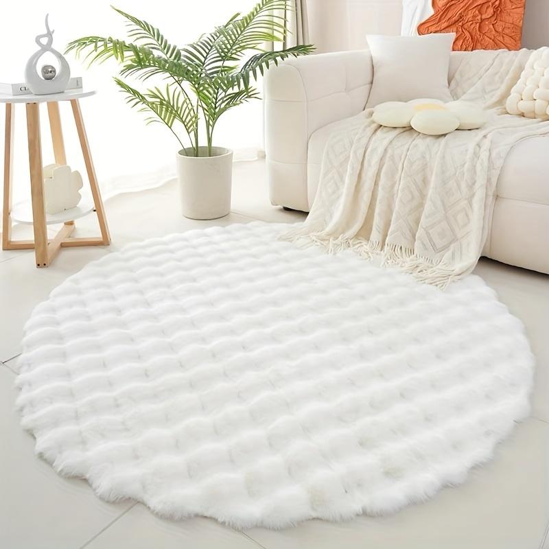Luxury Cream Faux Fur Rug, 39.37" Round Plush Mat. Cozy & Soft Polyester for Living Room, Bedroom. Machine Washable. Shop Now!
