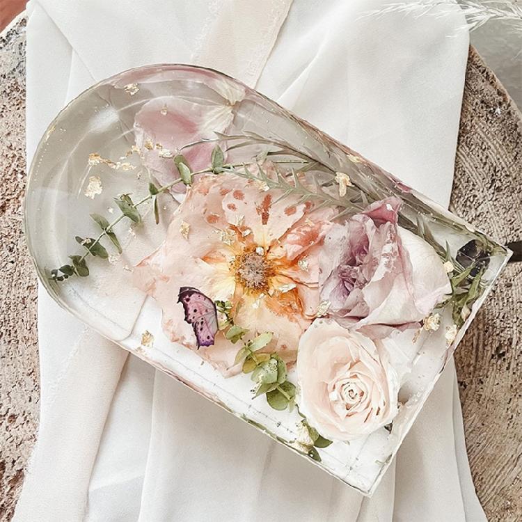 Mirror Epoxy Resin Silicone Molds House Shaped Beautiful Crystal Ornament