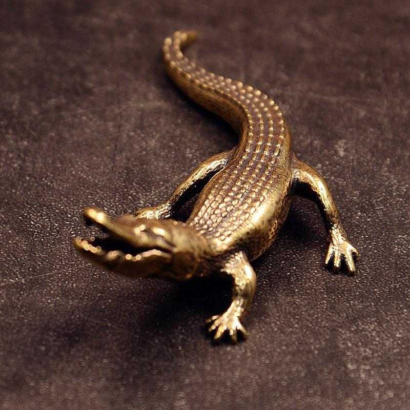 Solid Brass Vintage Crocodile Figurine Desktop Decor Collectible Ornament Ethnic Style Home Accessory