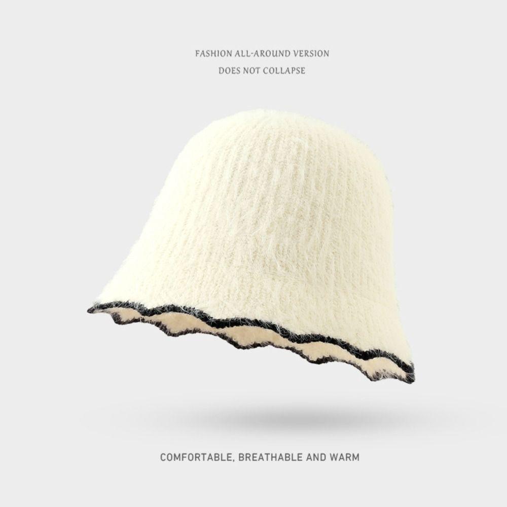 

Face Revealing Small Knitted Hat Knitted Basin Hat Sweet Plush Fisherman Hat Outdoor чорний