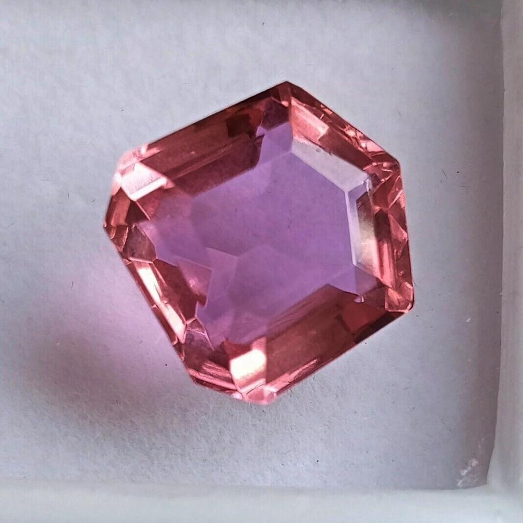 AAA Color-Changing Alexandrite Natural Fancy 10.75 Ct Certified Loose Gemstone