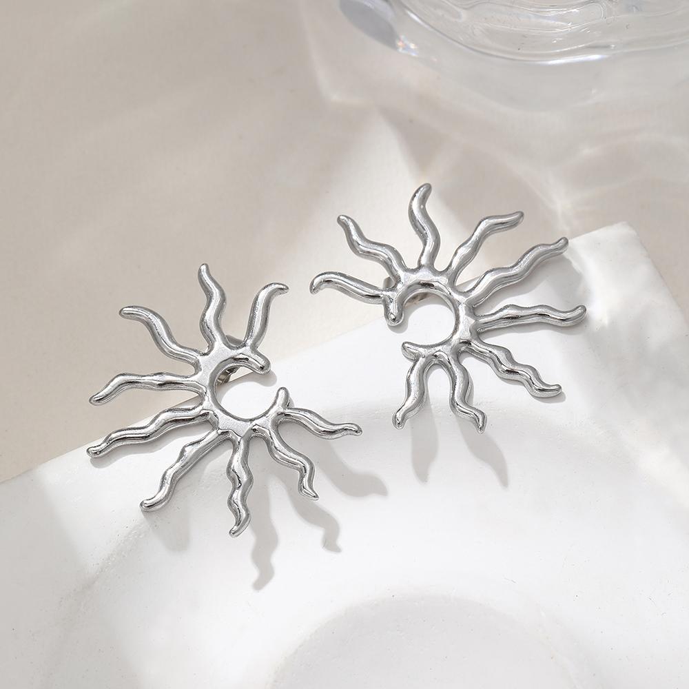 Stainless Steel Earrings Beautifully Unique and Individual Designs Blazing Sun Sculpted Earrings For Women Zircon Daily Wear