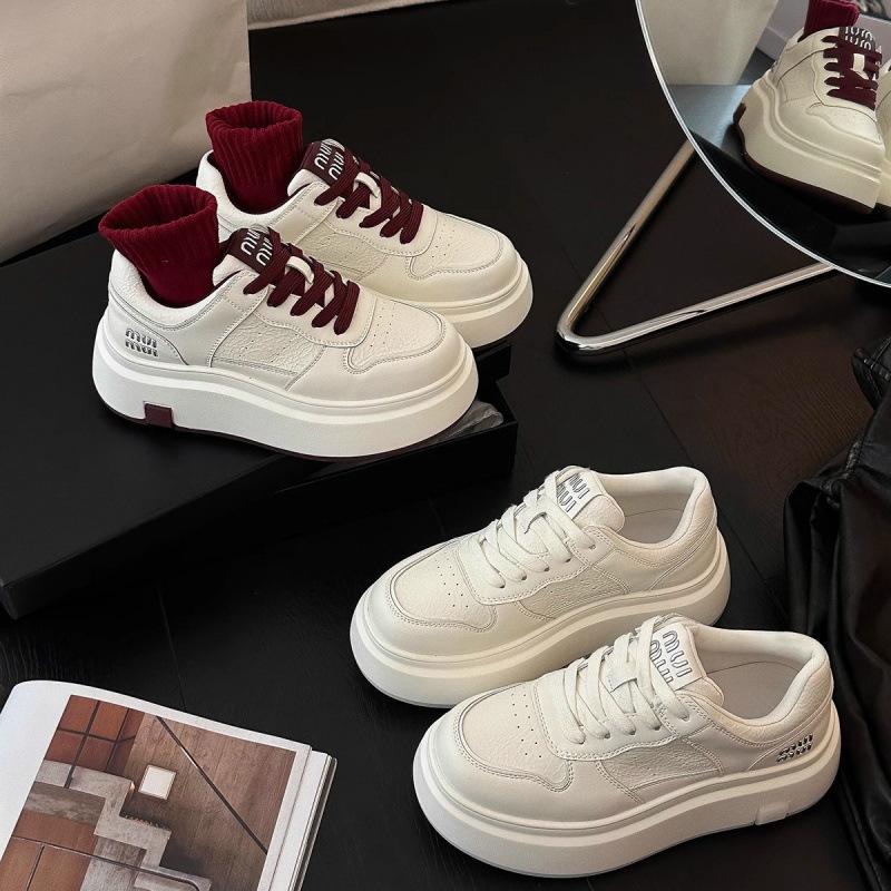 Platform White Shoes Women's 2025 New Popular Autumn Campus Style Versatile Sports and Leisure Lace-up Board Shoes Heightening Shoes