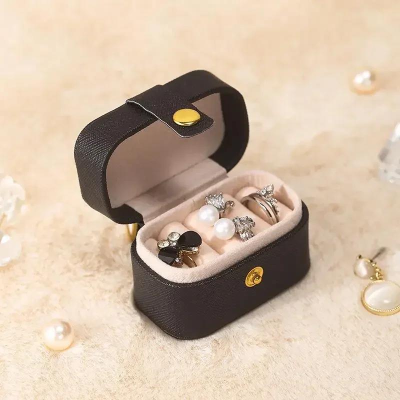 Mini Ring Box Solid Color Simple Portable Earnail Jewelry Storage PU Leather Waterproof Luxury Jewelrys Storage Treasure Boxes