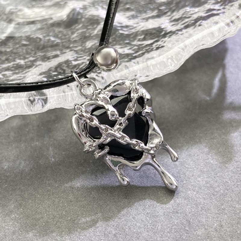 Vintage Y2K Red Love Heart Pendant Rope Chain Necklace for Women Men Halloween Aesthetic Gothic Rave Jewelry Accessories