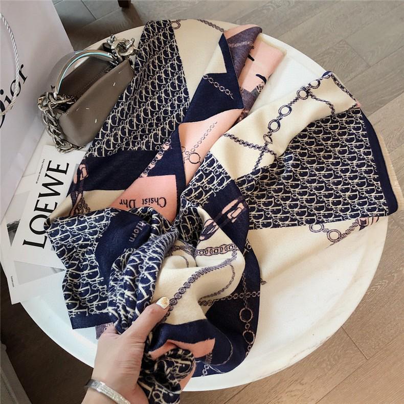 400g Retro Ethnic Bluebird Scarf: Women's Winter Warm Neck Warmer, High-End Imitation Cashmere Shawl.