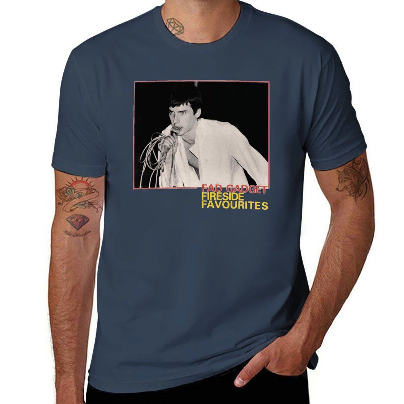 Fad Gadget Fireside Favourites TShirt All Match Basic Short Sleeve Top S