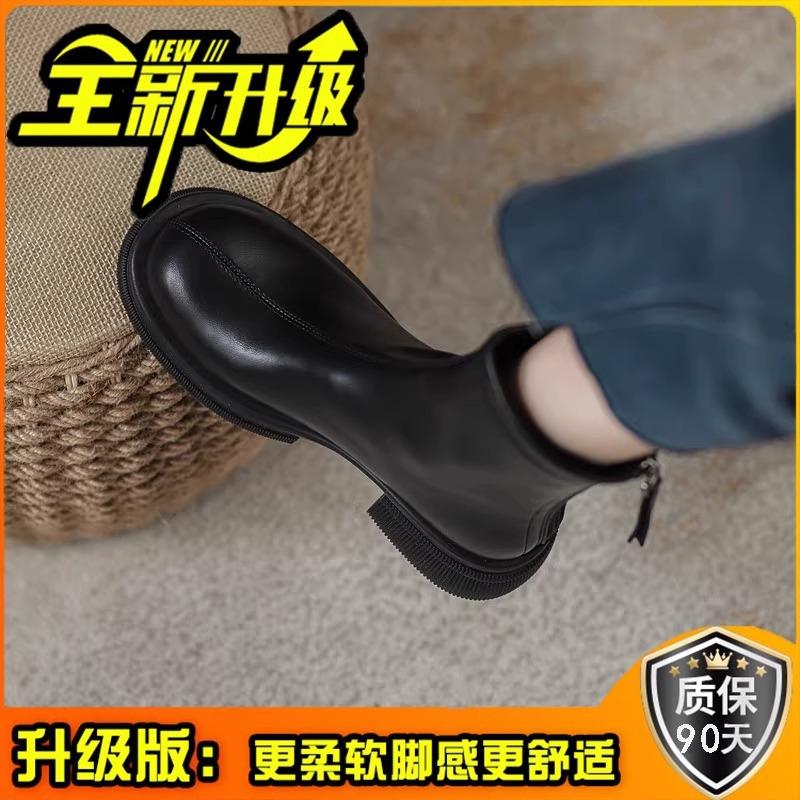 

Женские ботинки мартинс 2025 новые популярные весенне-осенние женские ботинки на толстой подошве, тонкие ботинки на плоской подошве в британском стиле, маленькие короткие ботинки 35