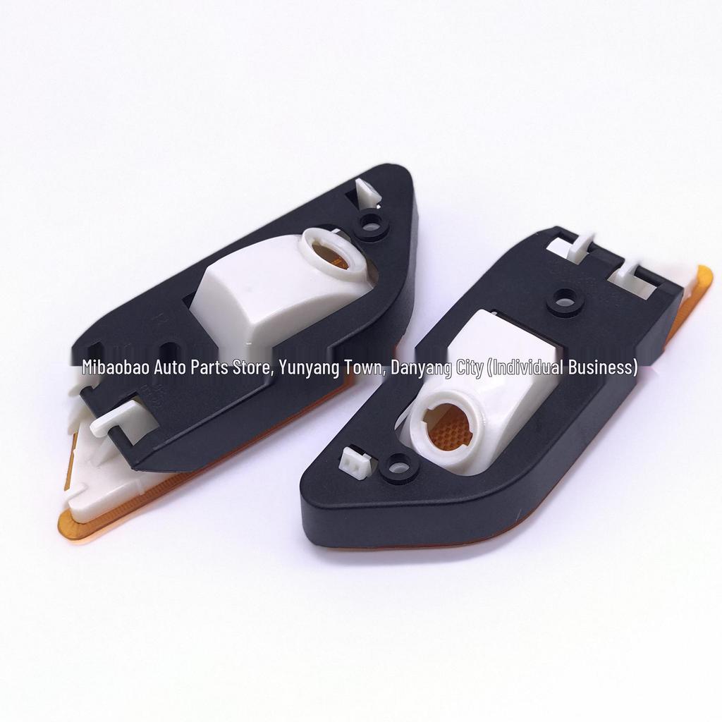 Turn Signal Light for Mercedes-Benz E-Class E350/E63 W207 (2010-2013) 2078200321/0421