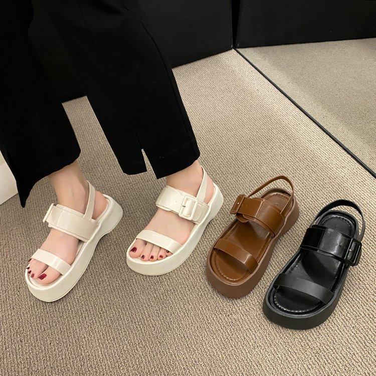 2025 new summer wear flat-bottomed fashion sandals women's skirt platform women's shoes heightening beach sandals