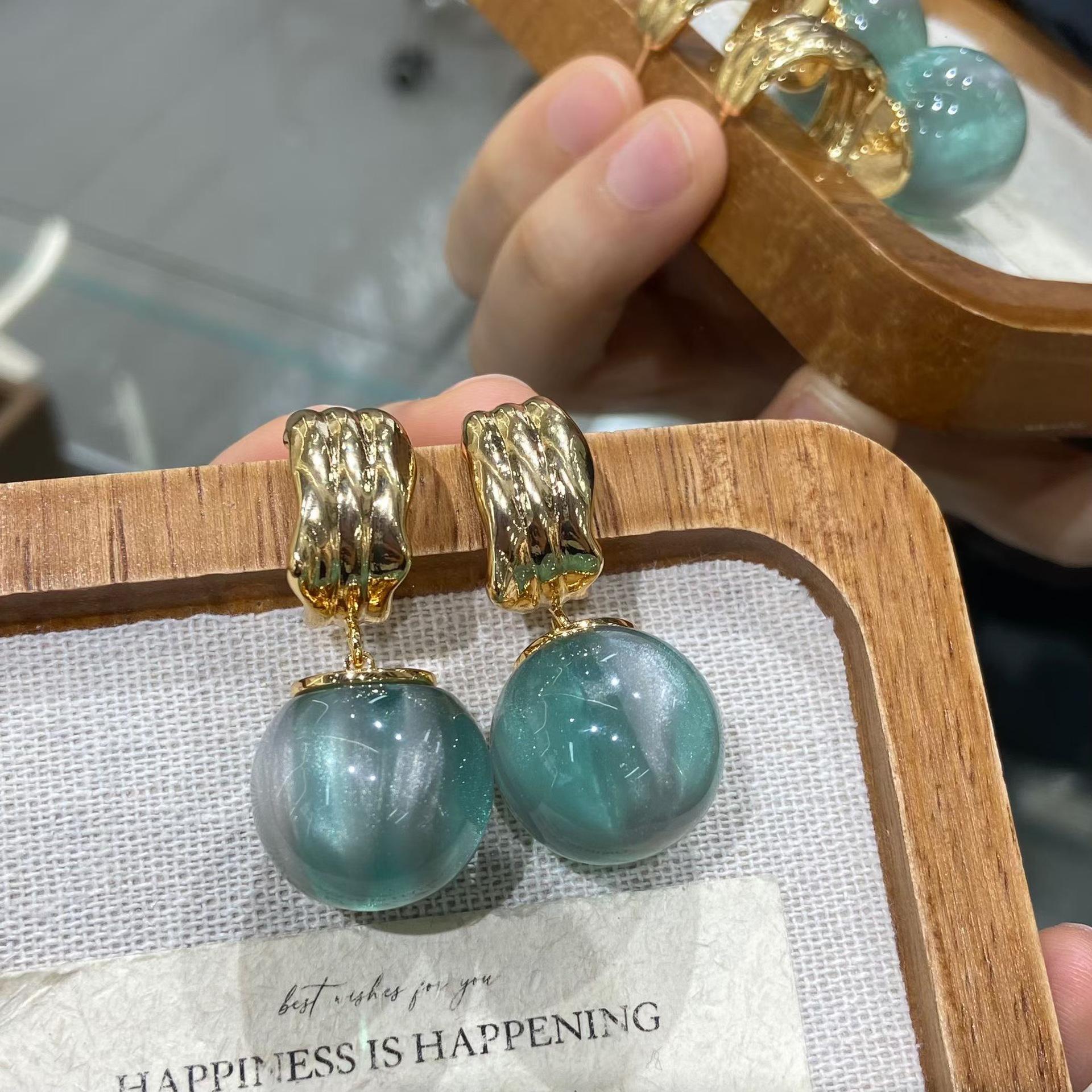 Irregular Resin Ball Pendant Earrings Fashion Versatile Retro Earrings Light Luxury Premium Simple Earrings