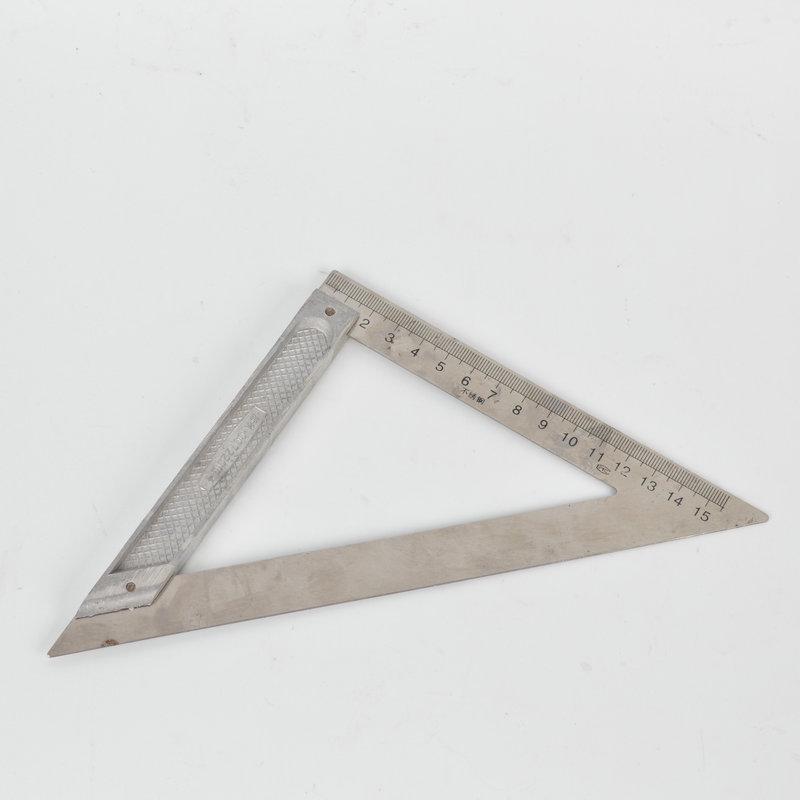 Holzbearbeitungswinkel & Maßbandlineal für Heimwerker