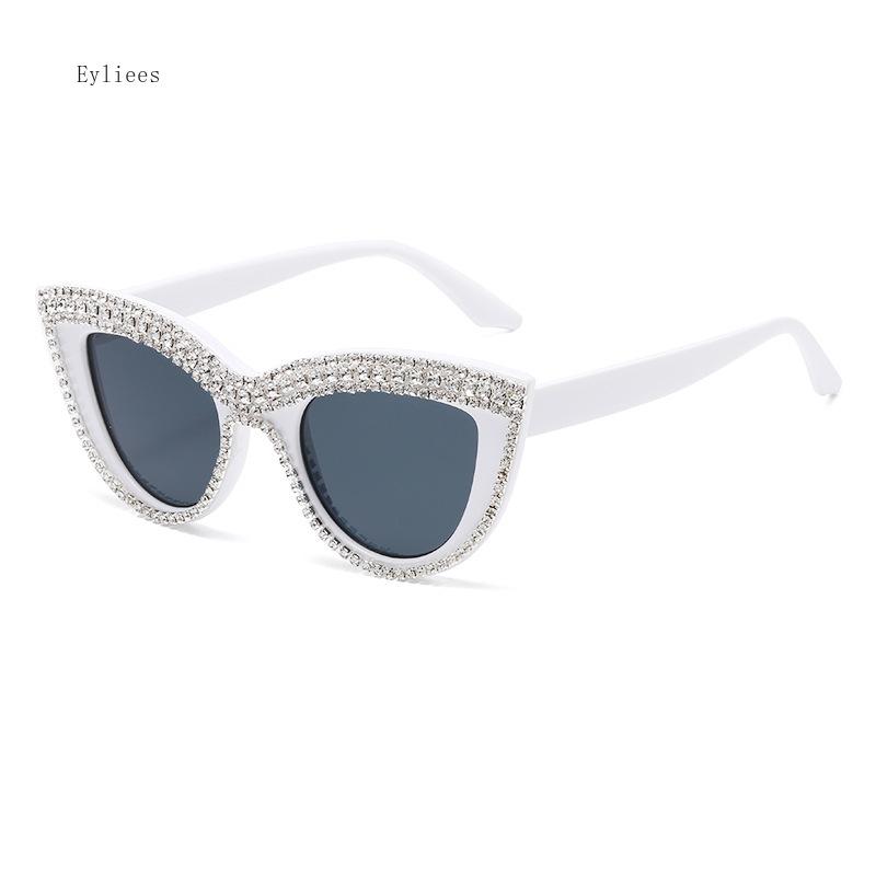 Vintage Luxury Crystal Diamond Cateye Sunglasses Women  Designer Black Pink Frame Cat Eye Sun Glasses Bling Bling Eyewear