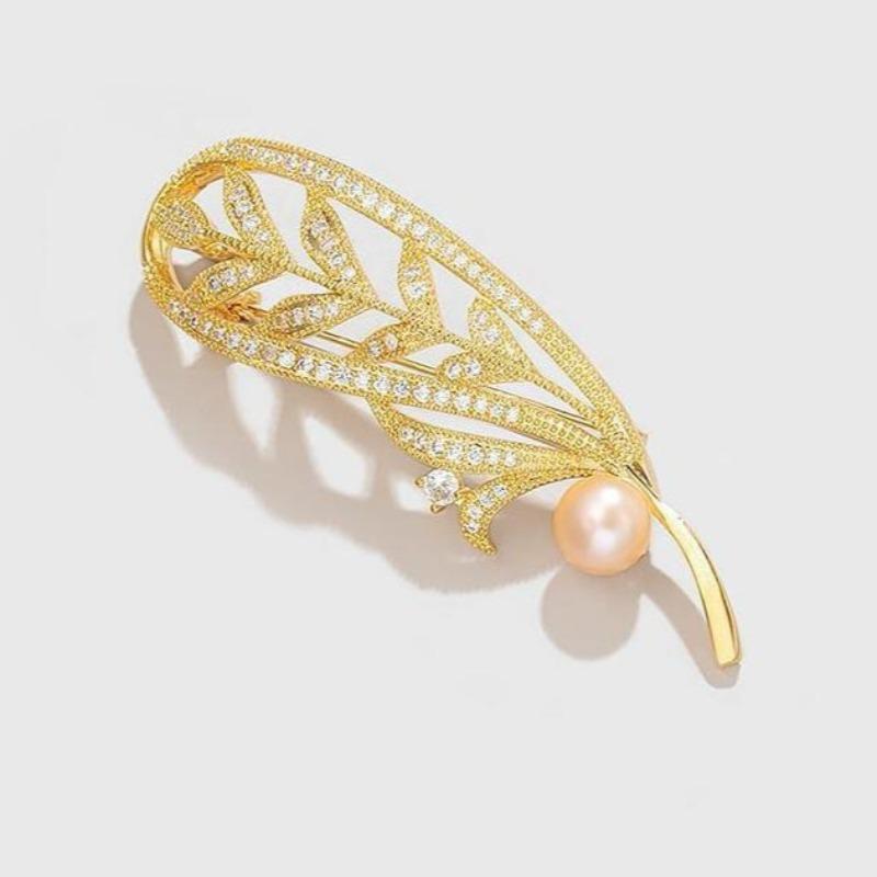 Fashion Pearl Butterfly Rhinestone Brooches for Women Elegant Metal Fixed Clothing Pins Daily High-end Jewelry