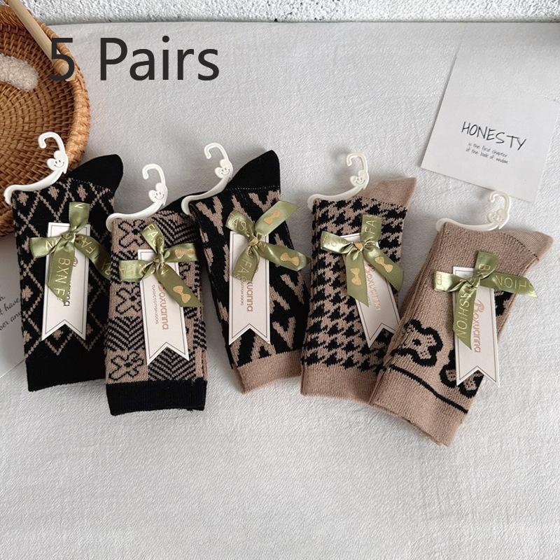 5 Paar Retro-Socken für Damen, Wadenlange Socken für Herbst und Winter, Verdickte und warme rautenförmige gekämmte Baumwoll-Langsocken für Damen