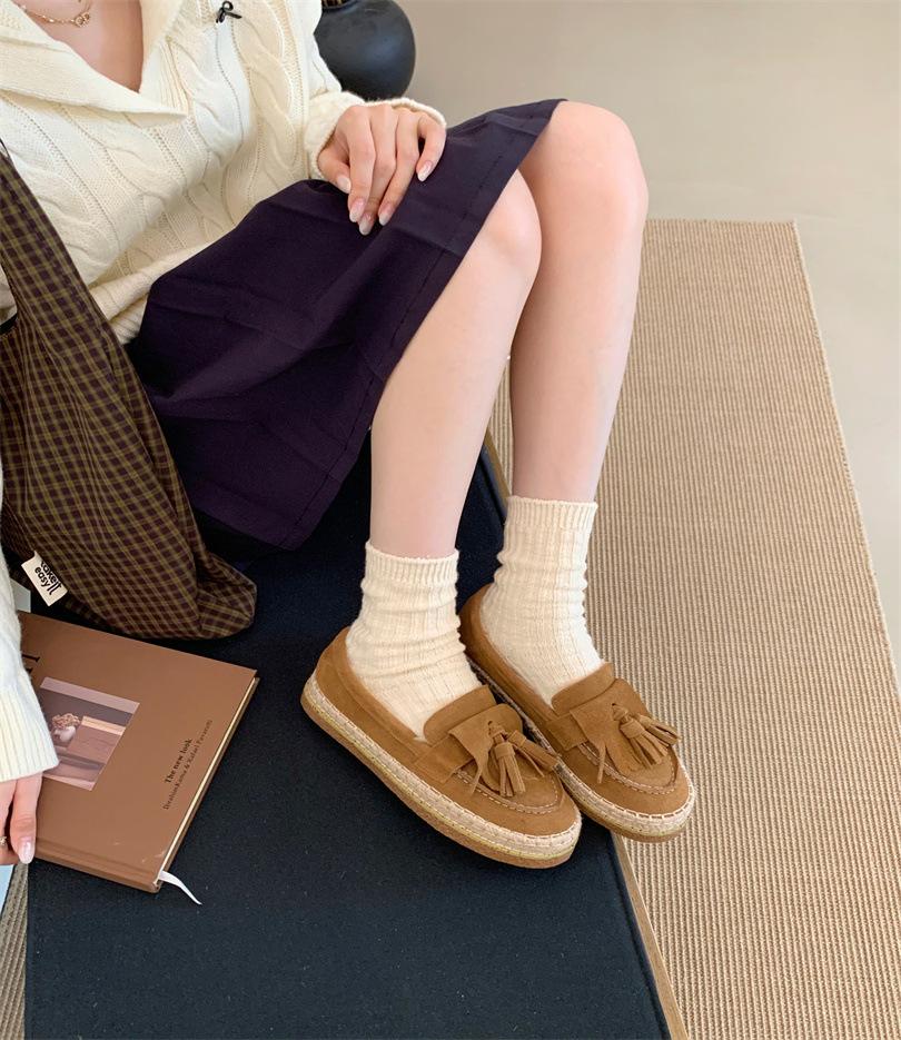 

Долгосрочные 2025 осень лоферы с бахромой толстая мягкая подошва матовая кожа туфли рыбака однопедальные ленивые одинарные туфли женские 35 светло-коричневого