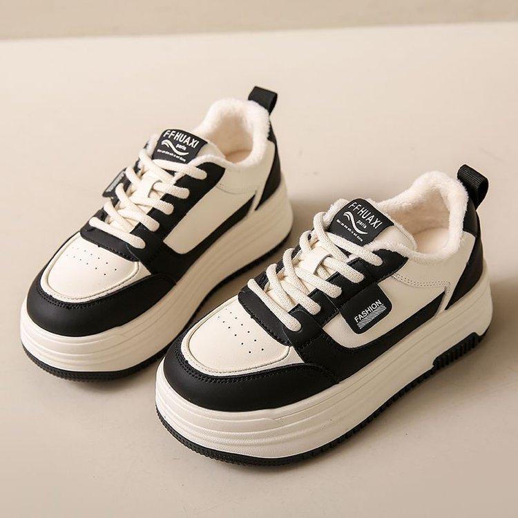 

Internet celebrity explosion velvet white shoes women ins2025 autumn and winter new round head versatile sports casual cotton shoes board shoes 40