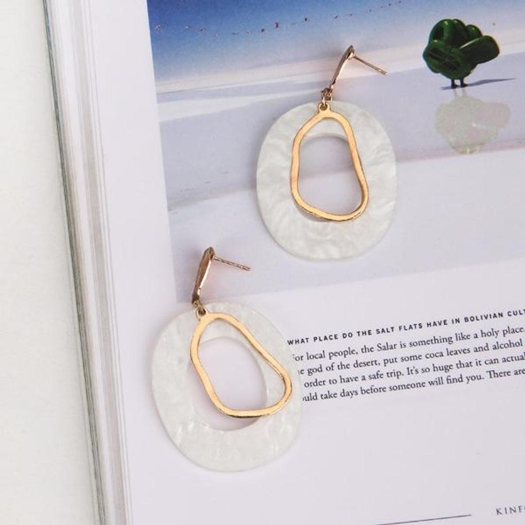 Women's Daily Akali Big Oval Long Earrings