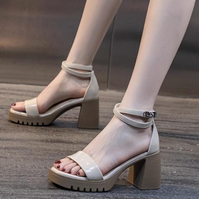 Fashion 2025 Summer New Open Toe Women's Cover Heel Sandals Square Toe Chunky Heels Buckle Strap Sandals for Platform Fashion Dress