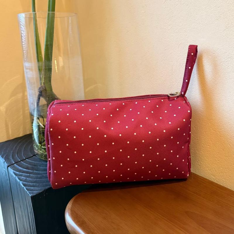 Polka Dot Twill Fabric Cosmetic Bag Large Capacity Zipper Closure For Travel Daily Toiletry Storage