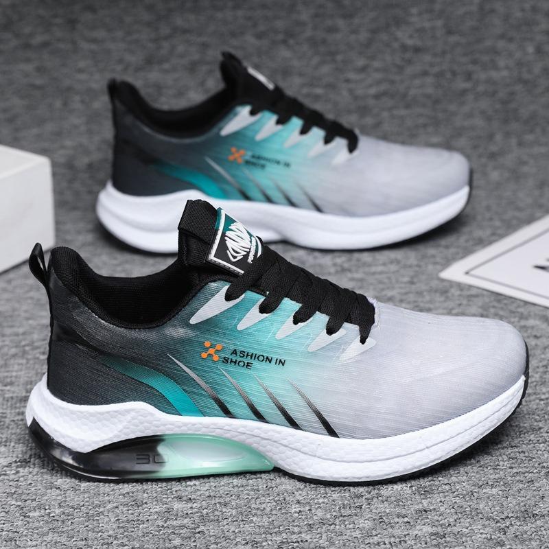 New Spring and Summer Men's Shoes Breathable and Light Ice Silk Mesh Fashion Trend Sports and Leisure Running Shoes