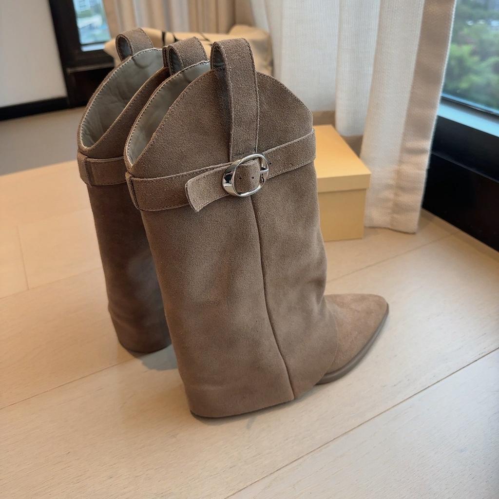 Frosted cowhide thick heel high heel pointed trousers boots women's 2025 new belt buckle long western boots.