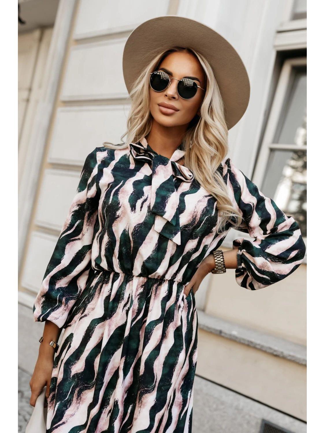 

European and American Fashion Zebra Print Long Sleeve Dress with Bow Waist S зелёный