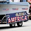 10 Stück Trump Amerikanische Flaggen Aufkleber - Vinyl Aufkleber für Autos/LKW/SUVs, Tassen/Haus/Fenster/Laptops - Tolles patriotisches Geschenk