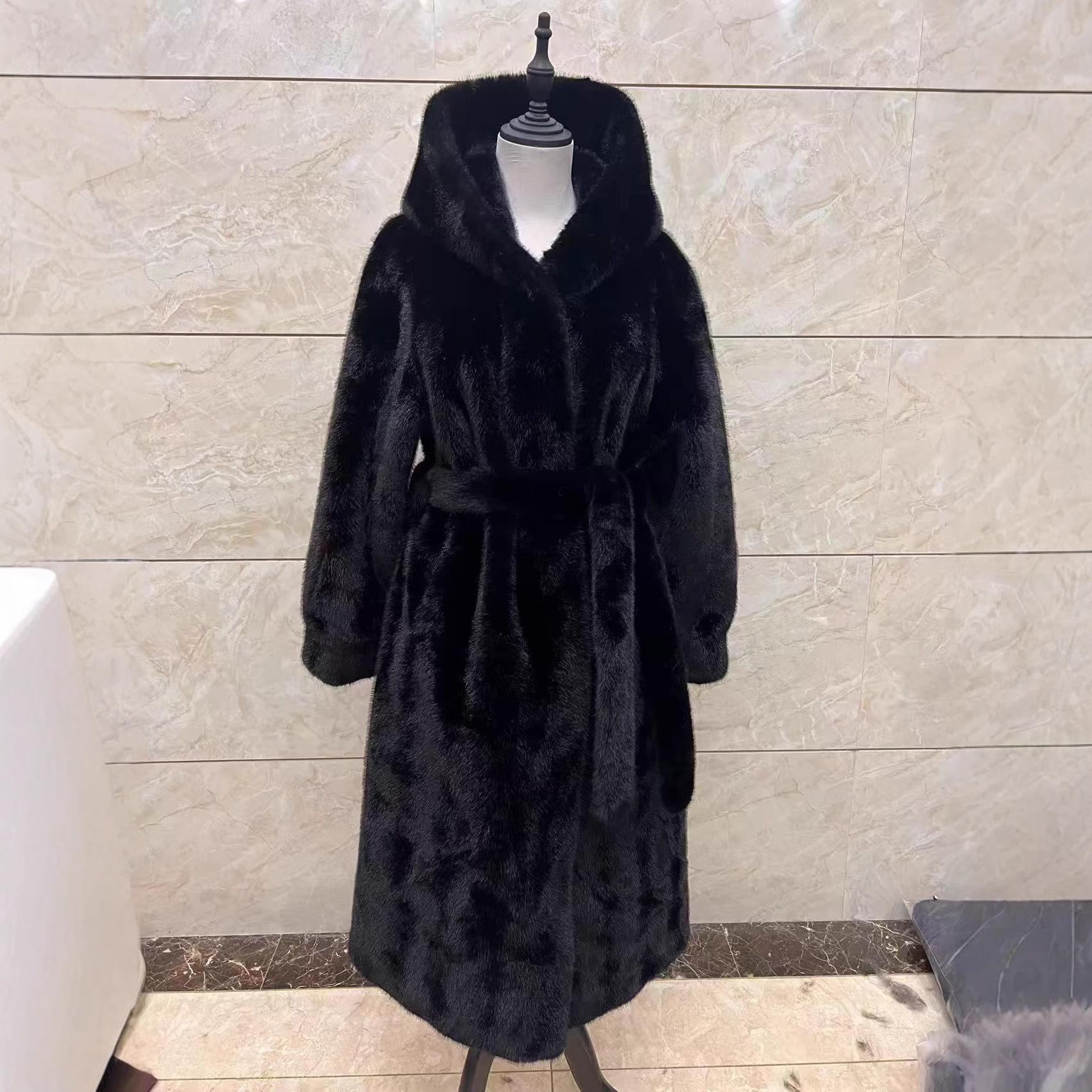 

Длинная шуба из искусственного меха для женщин на зиму 2025 one size fits all чёрный