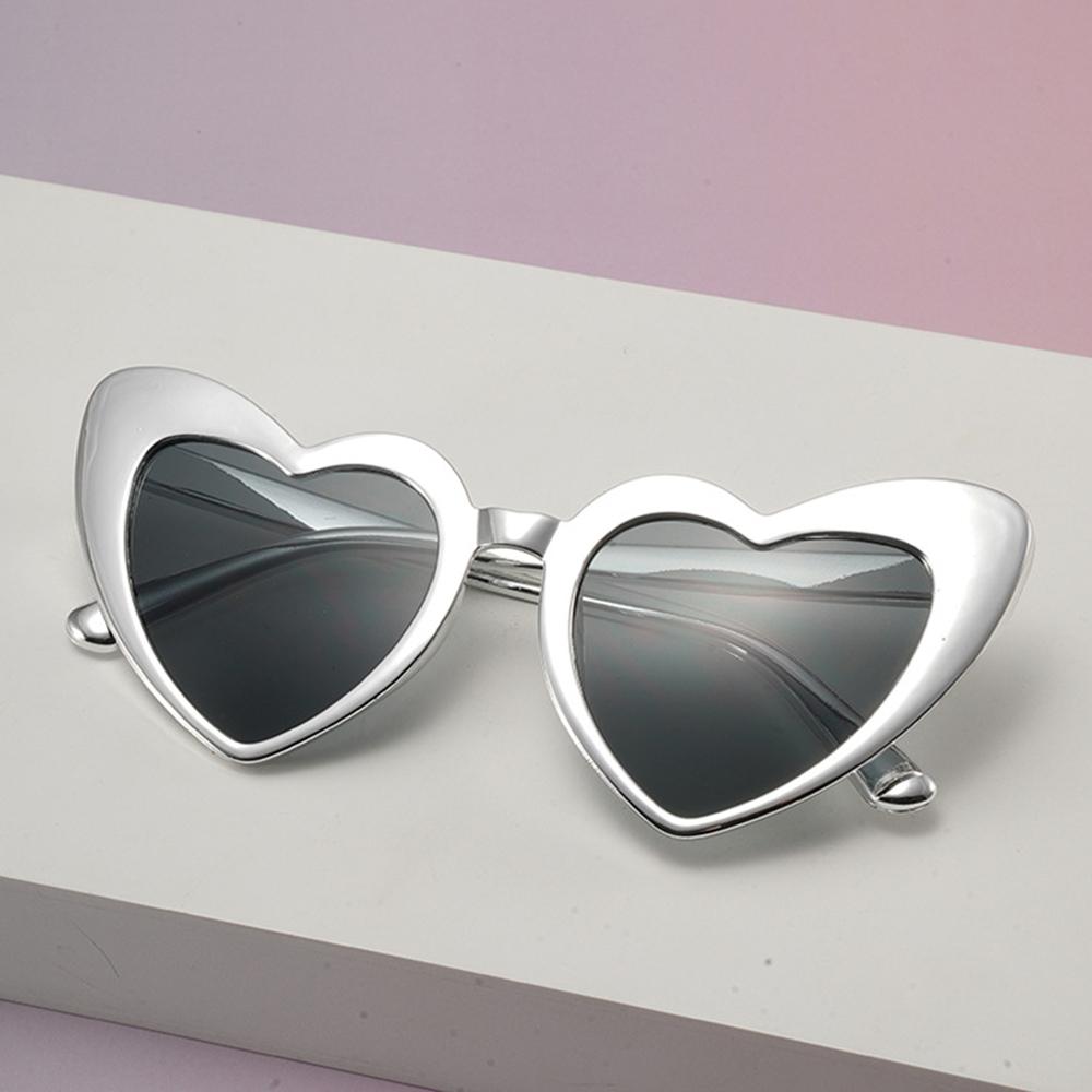 

Romantic Iridescent Heart-shaped Sunglasses for Women Cat Eye Frame for Beach Bachelorette Parties & Sweet Sunglasses KJ047