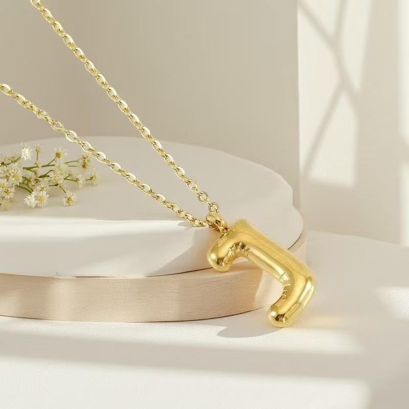 European and American titanium steel non-fading gold English letter necklace stainless steel bubble hip-hop letter pendant collarbone chain