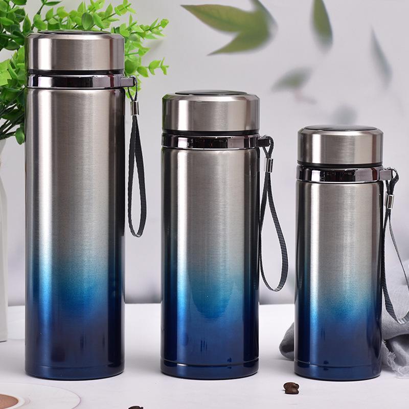Gradient Rostfritt Stål Smart Isolerad Vattenflaska med Snodd - Stor Kapacitet, Bärbar för Utomhussporter