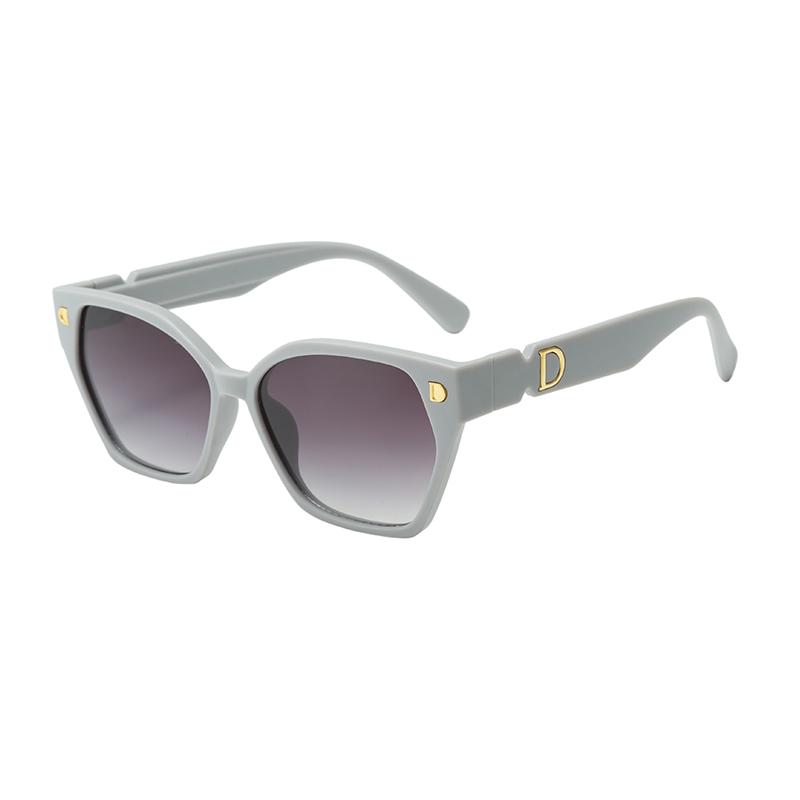 Letter D Square Sunglasses Concave Frame High End Driving Street Fashion for Men Women 77116